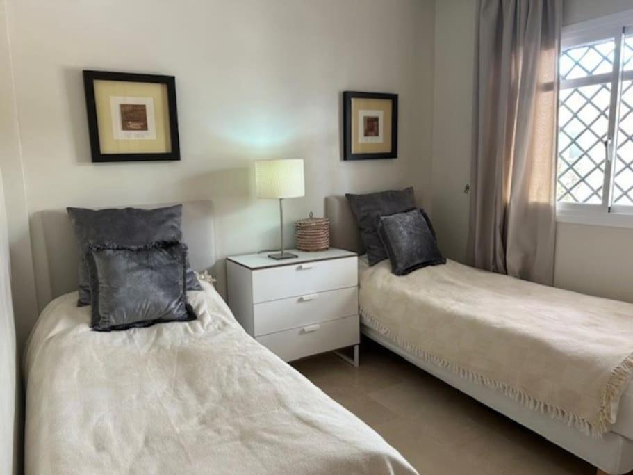2bedroom Aloha Nueva Andalucia Apartment *